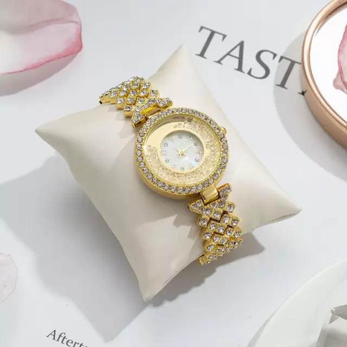 Fashion Watch Popular Fashion Diamond Women’s Watch